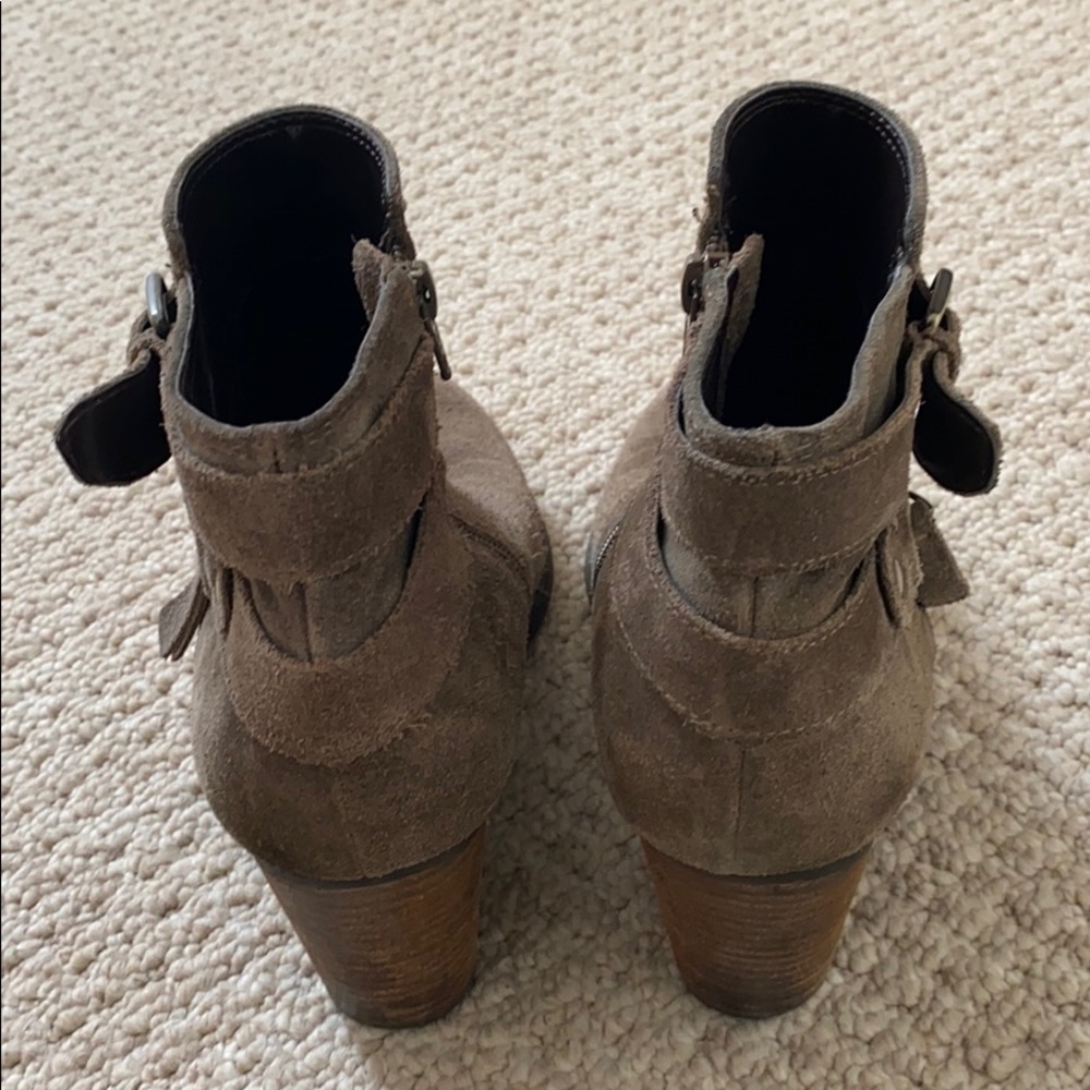 Guess booties! - Picture 4 of 8